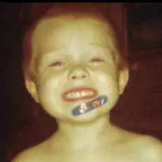 Escucha a S1SON, mira videos musicales, lee su biografía, consulta las fechas de las gira y más.