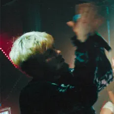 聆聽 bielskis、觀看音樂影片、閱讀小傳、查看巡演日期等！