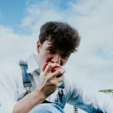 Indiana Pickle Farm सुनें, म्यूज़िक वीडियो देखें, बायो पढ़ें, दौरे की तारीखें और बहुत कुछ देखें!