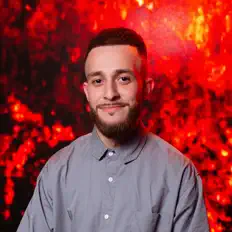 ISAGA: песни, клипы, биография, даты выступлений и многое другое.