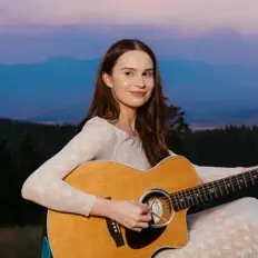 Ascolta Haley Jonay, guarda video musicali, leggi la biografia, vedi le date del tour & altro!