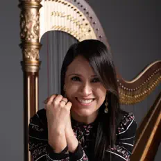 Elisa Torres을(를) 듣고, 뮤직 비디오를 보고, 약력을 읽고, 투어 일정 등을 확인하세요!