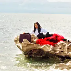 收听 Jeremiah Daniel、观看音乐视频、阅读小传、查看巡演日期等 ！