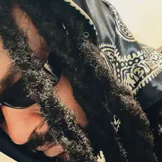 Maserati Shellz: песни, клипы, биография, даты выступлений и многое другое.