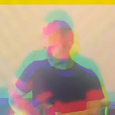 聆聽 Merry Michael、觀看音樂影片、閱讀小傳、查看巡演日期等！