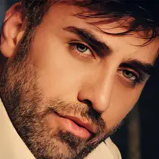 Hör dir Hazar Yıldız an, schau dir Musikvideos an, lies die Biografie, finde Tourdaten und mehr!