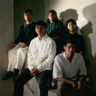 Listen to Munimuni, watch music videos, read bio, see tour dates & more!