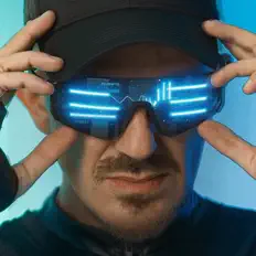 聆聽 Jackrock、觀看音樂影片、閱讀小傳、查看巡演日期等！