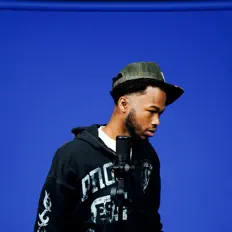 收听 JAY BOOG、观看音乐视频、阅读小传、查看巡演日期等 ！