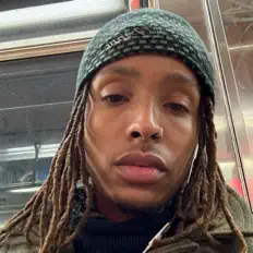 Listen to Miley!, watch music videos, read bio, see tour dates & more!