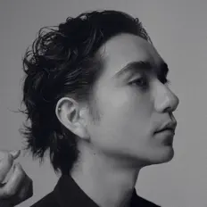 Ascolta Kazuma Mitchell, guarda video musicali, leggi la biografia, vedi le date del tour & altro!