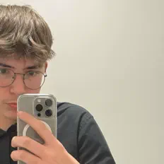 Écoutez Naillik, regardez des vidéoclips, lisez la biographie, consultez les dates de tournée et plus encore !