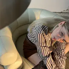 Poslechněte si interpreta Nastya Eif, sledujte hudební videa, přečtěte si životopis, podívejte se na data turné a další informace.
