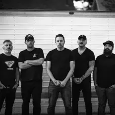 收听 Media Queen、观看音乐视频、阅读小传、查看巡演日期等 ！