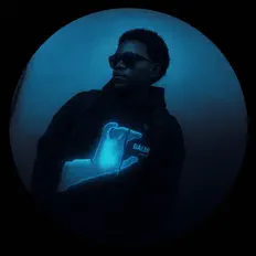 收听 Narco Blue、观看音乐视频、阅读小传、查看巡演日期等 ！