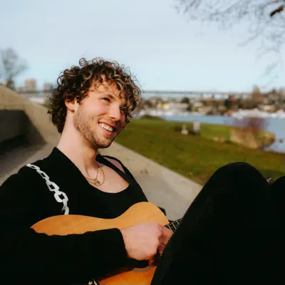 Listen to Alec Jordan, watch music videos, read bio, see tour dates & more!
