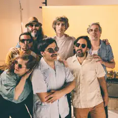 Poslechněte si interpreta Rolando Bruno, sledujte hudební videa, přečtěte si životopis, podívejte se na data turné a další informace.