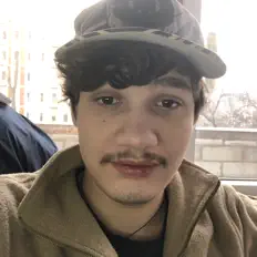 Poslechněte si interpreta turndude, sledujte hudební videa, přečtěte si životopis, podívejte se na data turné a další informace.