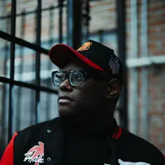 Écoutez Dminq, regardez des vidéoclips, lisez la biographie, consultez les dates de tournée et plus encore !