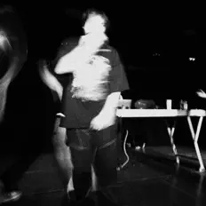 Écoutez Arashi, regardez des vidéoclips, lisez la biographie, consultez les dates de tournée et plus encore !