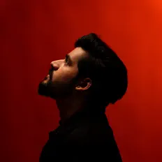 Dengarkan Shareh, tonton video musik, baca bio, lihat tanggal tur & lainnya!