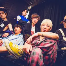 Ακούστε περιεχόμενο από Smashed, παρακολουθήστε μουσικά βίντεο, διαβάστε το βιογραφικό, δείτε ημερομηνίες περιοδείας, και πολλά ακόμη!