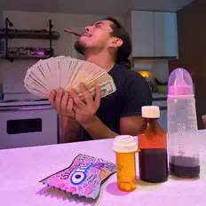 Escucha a Paid Jay, mira vídeos musicales, lee la biografía, consulta fechas de giras y mucho más.