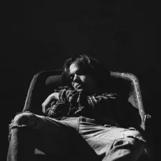 Hör dir PIKLZ an, schau dir Musikvideos an, lies die Biografie, finde Tourdaten und mehr!