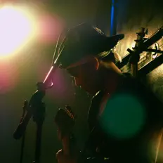 Hör dir gavino an, schau dir Musikvideos an, lies die Biografie, finde Tourdaten und mehr!