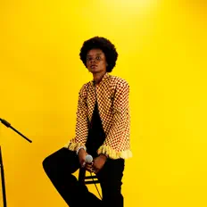 Poslechněte si interpreta Tsuni, sledujte hudební videa, přečtěte si životopis, podívejte se na data turné a další informace.