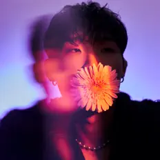 聆聽 Cauli Flower、觀看音樂影片、閱讀小傳、查看巡演日期等！