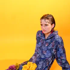 收听 Éléonore Dessureault、观看音乐视频、阅读小传、查看巡演日期等 ！