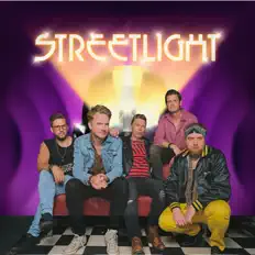 Dengarkan Streetlight, tonton video musik, baca bio, lihat tanggal tur & lainnya!