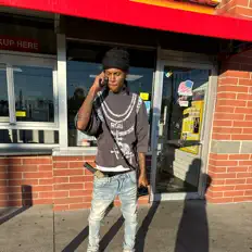 收听 Lil Jah、观看音乐视频、阅读小传、查看巡演日期等 ！