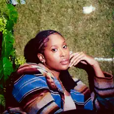Ouve Ashley Tanisha, vê vídeos de música, lê a biografia, vê as datas da digressão e muito mais!