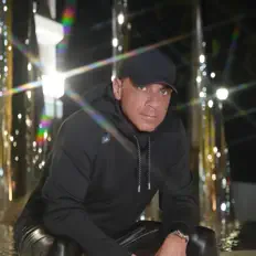 Ascolta Vic Latino, guarda video musicali, leggi la biografia, vedi le date del tour & altro!