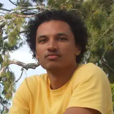 Brando Battise सुनें, म्यूज़िक वीडियो देखें, बायो पढ़ें, दौरे की तारीखें और बहुत कुछ देखें!