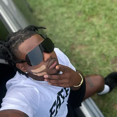 Listen to Leakaveli, watch music videos, read bio, see tour dates & more!