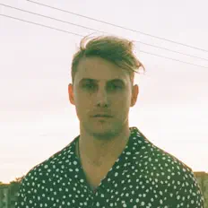 Listen to Curt Reynolds, watch music videos, read bio, see tour dates & more!