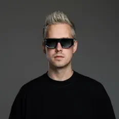 Scott Forshawを聴いたり、ミュージックビデオを鑑賞したり、経歴やツアー日程などを確認したりしましょう！