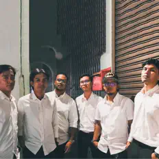 收听 Majnun、观看音乐视频、阅读小传、查看巡演日期等 ！