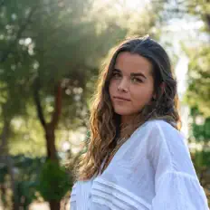 Paz Samaránを聴いたり、ミュージックビデオを鑑賞したり、経歴やツアー日程などを確認したりしましょう！