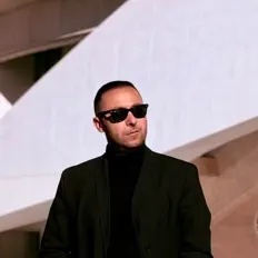 Ouça Alex del Toro, assista a videoclipes, leia a biografia, veja as datas das turnês e mais!