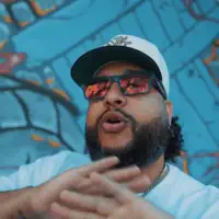 undefined을(를) 듣고, 뮤직 비디오를 보고, 약력을 읽고, 투어 일정 등을 확인하세요!