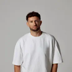 Listen to Gianmarco Limenta, watch music videos, read bio, see tour dates & more!