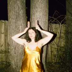 Ακούστε περιεχόμενο από Salt Water Baby, παρακολουθήστε μουσικά βίντεο, διαβάστε το βιογραφικό, δείτε ημερομηνίες περιοδείας, και πολλά ακόμη!