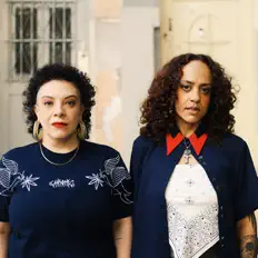 Escucha a Feminine Hi Fi, mira vídeos musicales, lee la biografía, consulta fechas de giras y mucho más.