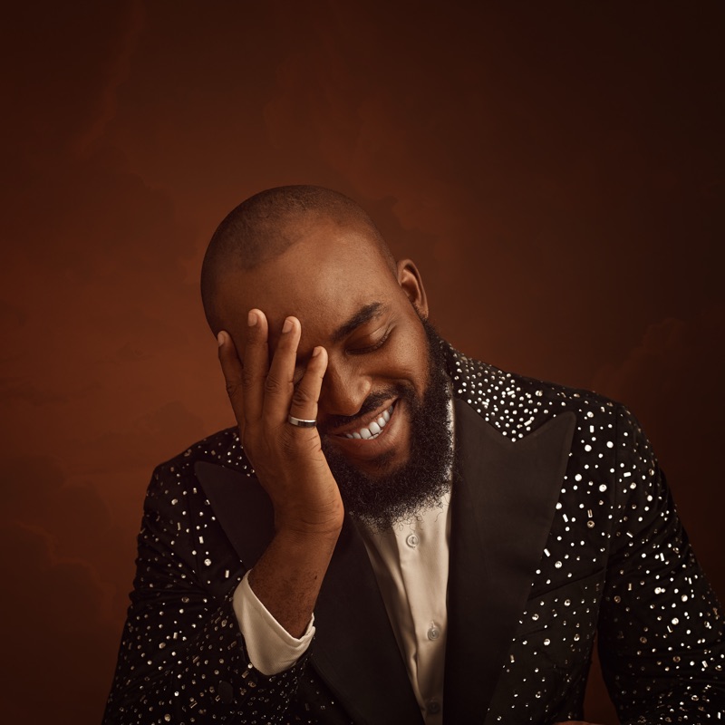 Neon Adejo - Eze Ebube