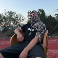 Dengarkan Diego SR, tonton video musik, baca bio, lihat tanggal tur & lainnya!