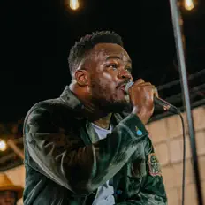Dengarkan Chris Malachi, tonton video musik, baca bio, lihat tanggal tur & lainnya!